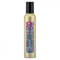Увлажняющий мусс для упругих четко очерченных локонов - Davines More Inside Curl Moisturizing Mousse 250 мл