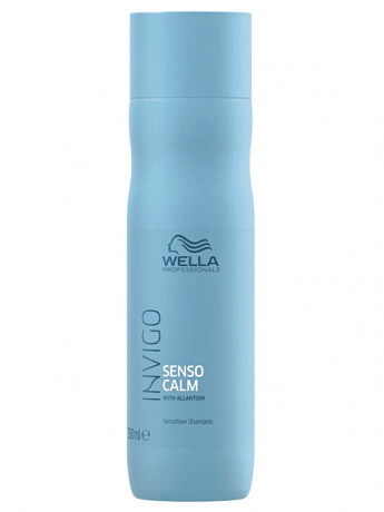Шампунь для чувствительной кожи головы - Wella Professional Balance Calm Sensitive Shampoo 250 мл